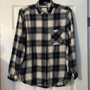 AMERICAN EAGLE Boyfriend Cut Flannel - Like new!